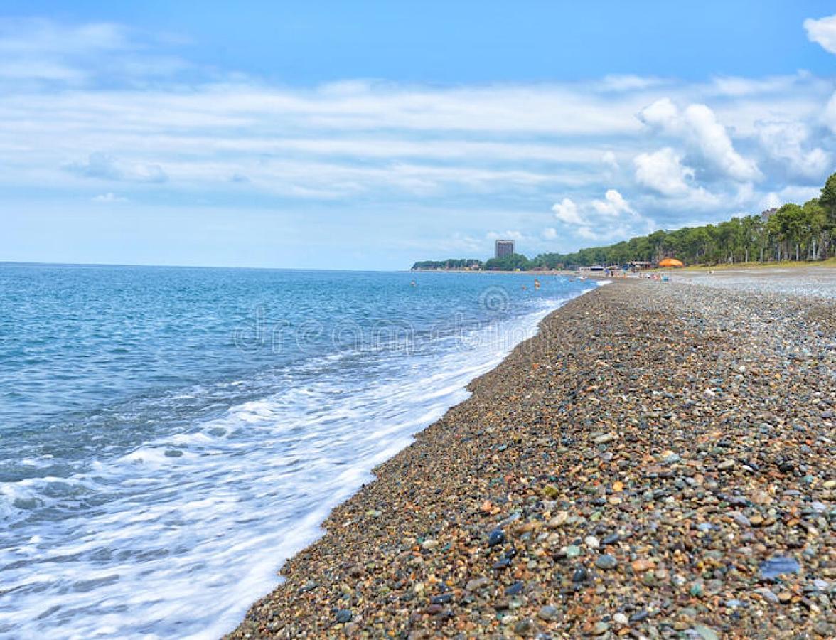 Hotel Batumi Inn Kültér fotó